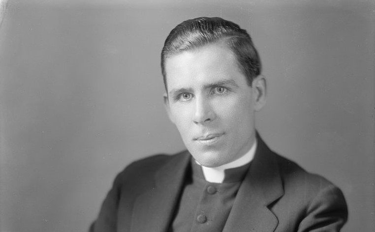 Bishop Sheen Now an American Hero